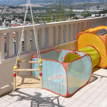 Gorgeous Apartment In Podstrana * Подстрана